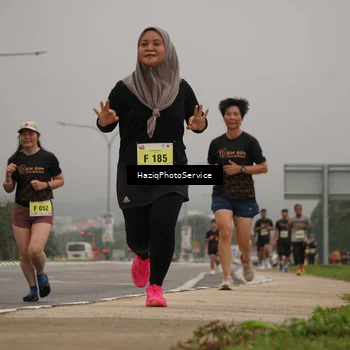 Runner Photo 8540777