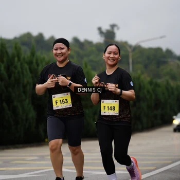 Runner Photo 8540816