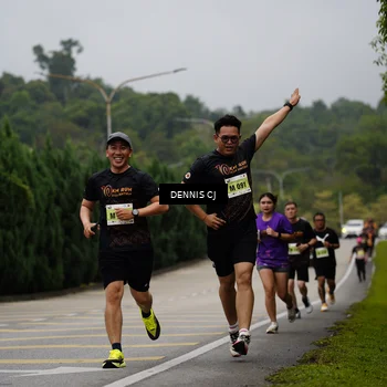Runner Photo 8540919