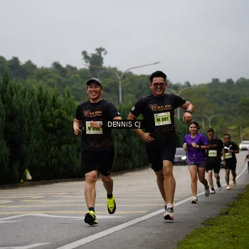 Runner Photo 8540940