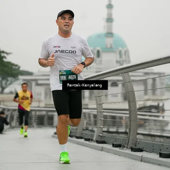 Runner Photo 8540981