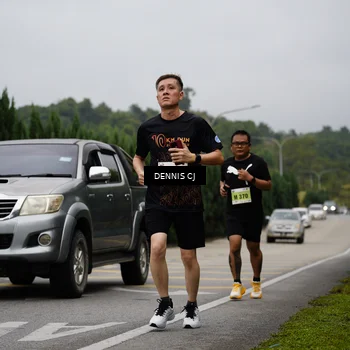 Runner Photo 8541011