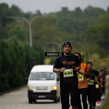 Runner Photo 8541164