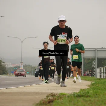 Runner Photo 8541460
