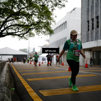 Runner Photo 8541693