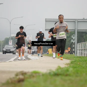 Runner Photo 8541695