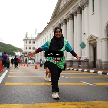Runner Photo 8541736