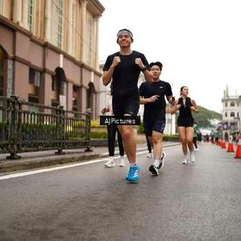 Runner Photo 8541783