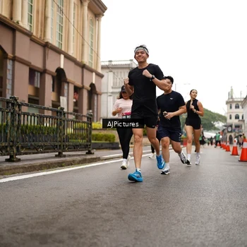 Runner Photo 8541784
