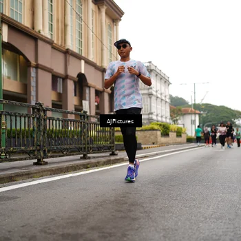 Runner Photo 8541789
