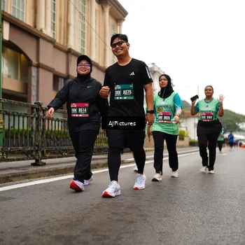 Runner Photo 8541798