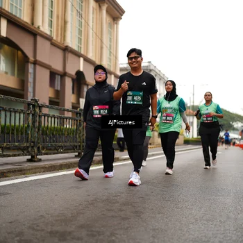Runner Photo 8541802