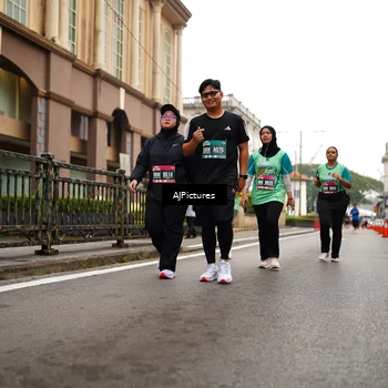 Runner Photo 8541803