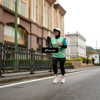 Runner Photo 8541811
