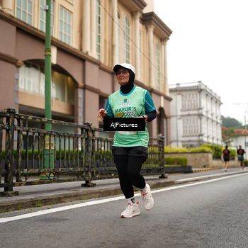 Runner Photo 8541812