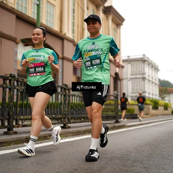 Runner Photo 8541816