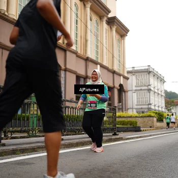 Runner Photo 8541818