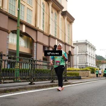 Runner Photo 8541819