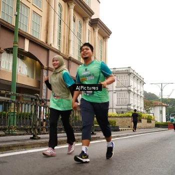 Runner Photo 8541829