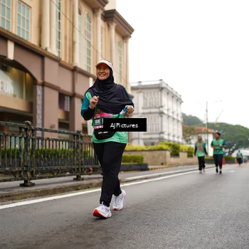 Runner Photo 8541835