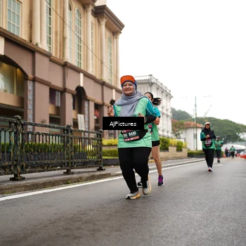 Runner Photo 8541840