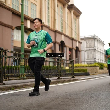 Runner Photo 8541849