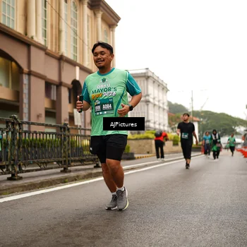 Runner Photo 8541920