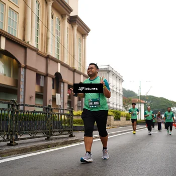 Runner Photo 8541986