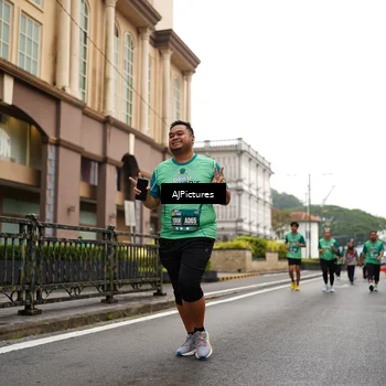Runner Photo 8541987