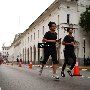 Runner Photo 8542039