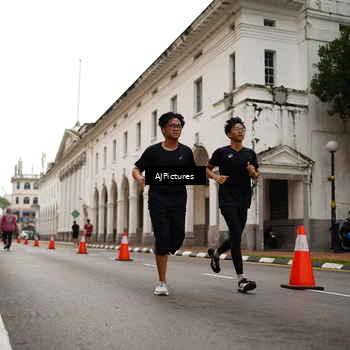Runner Photo 8542047
