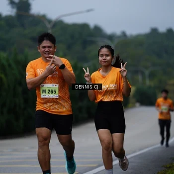 Runner Photo 8542057