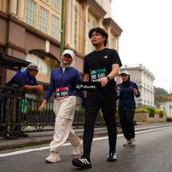 Runner Photo 8542060