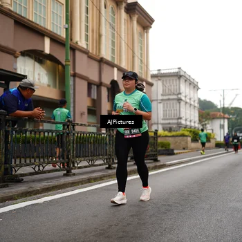 Runner Photo 8542062