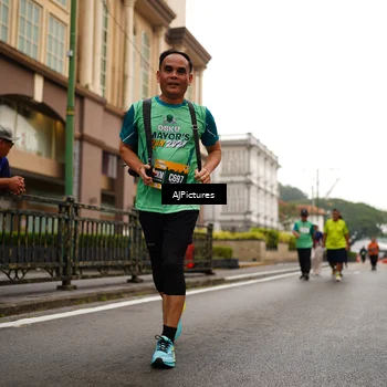 Runner Photo 8542071