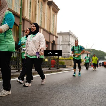 Runner Photo 8542075