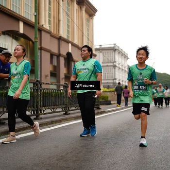 Runner Photo 8542084