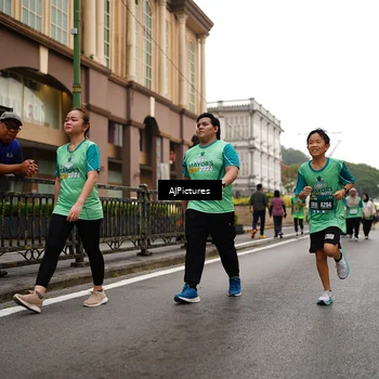 Runner Photo 8542092