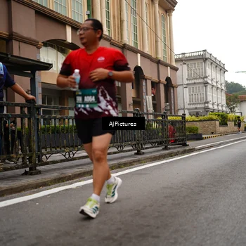 Runner Photo 8542093