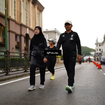Runner Photo 8542103