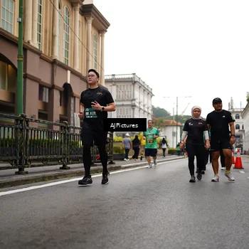 Runner Photo 8542163