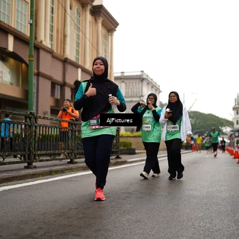 Runner Photo 8542166