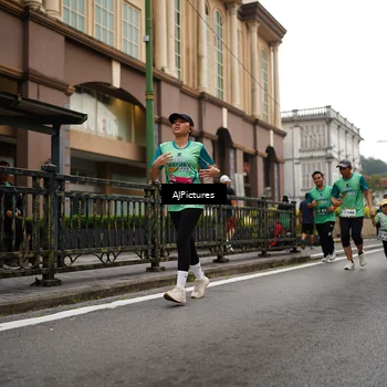 Runner Photo 8542179