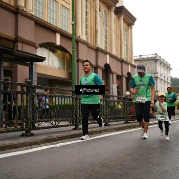 Runner Photo 8542186