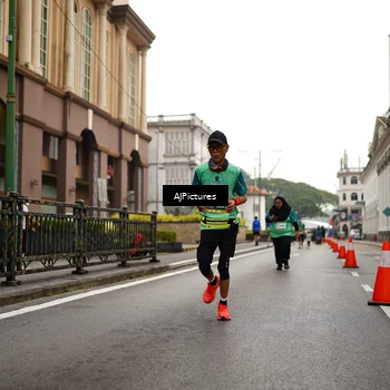 Runner Photo 8542192