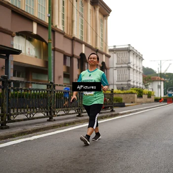 Runner Photo 8542203