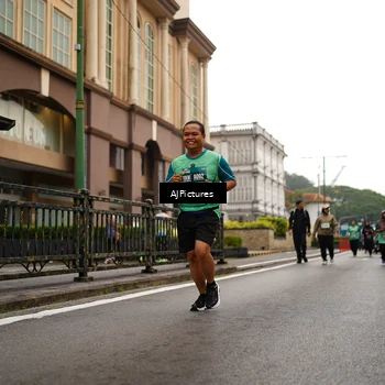 Runner Photo 8542211