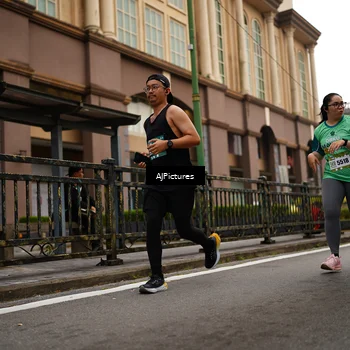 Runner Photo 8542241