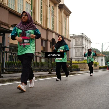 Runner Photo 8542252