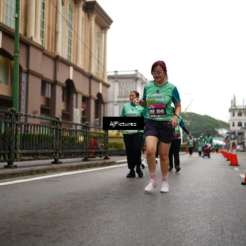 Runner Photo 8542277
